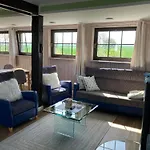 Grosse 4 Sterne Beim Boddenstrand Apartmán Sundhagen-Niederhof