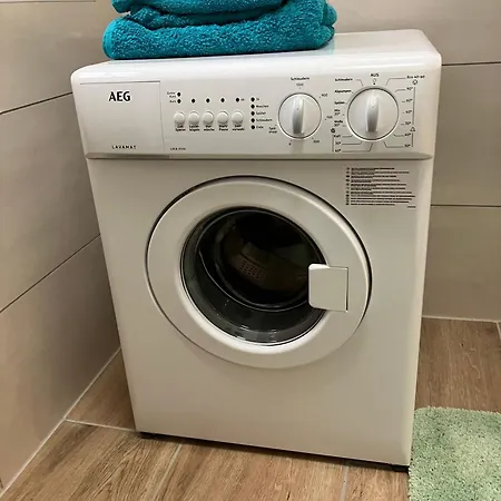 Grosse 4 Sterne Beim Boddenstrand *