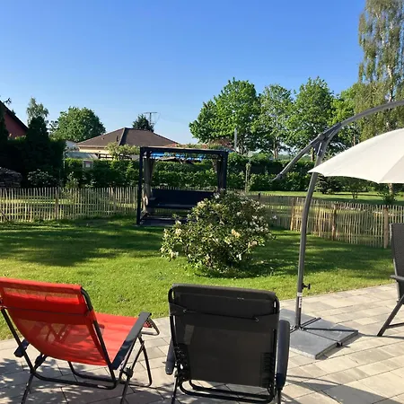 Grosse 4 Sterne Beim Boddenstrand 아파트