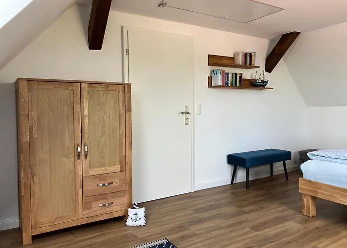 Grosse 4 Sterne Beim Boddenstrand Sundhagen-Niederhof